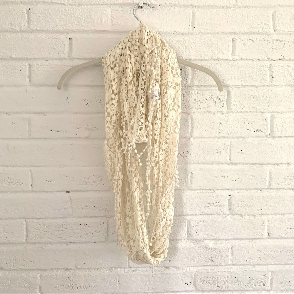 Anthropologie Scarf Knit/Crochet